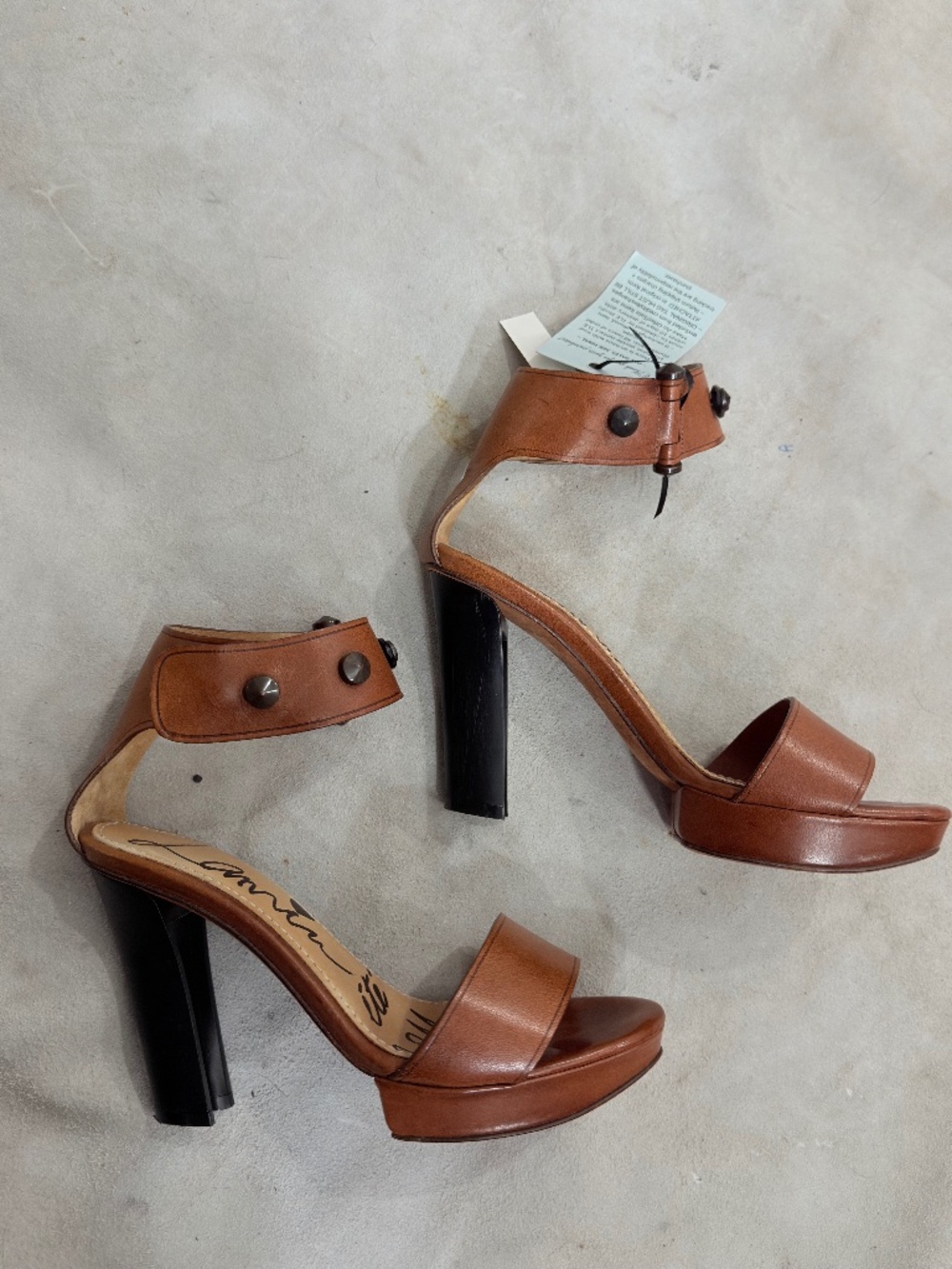 NWOB LANVIN BROWN LEATHER PLATFORM HEEL 38